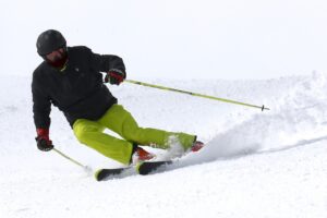 ski, skiing, sport-2098120.jpg